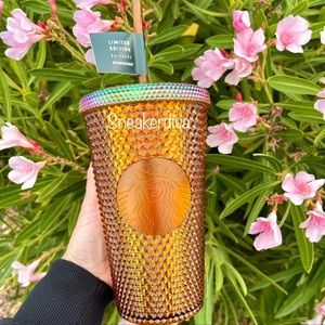 ✨Starbucks 2021 limited edition honeycomb tumbler✨